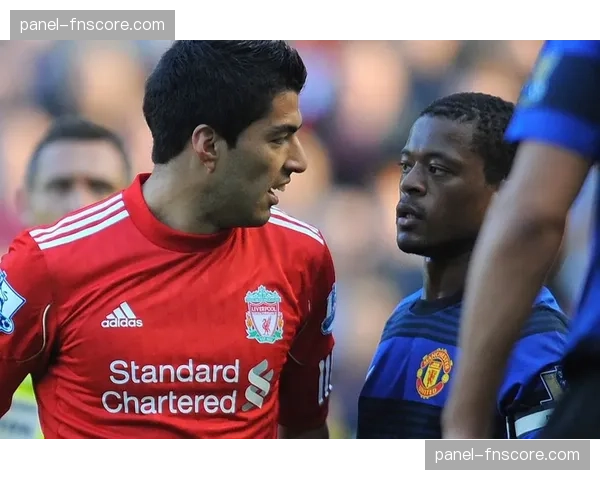 巴黎圣日耳曼对阵里昂赛前：加尔捷确认将沿用五后卫体系应对姆巴佩